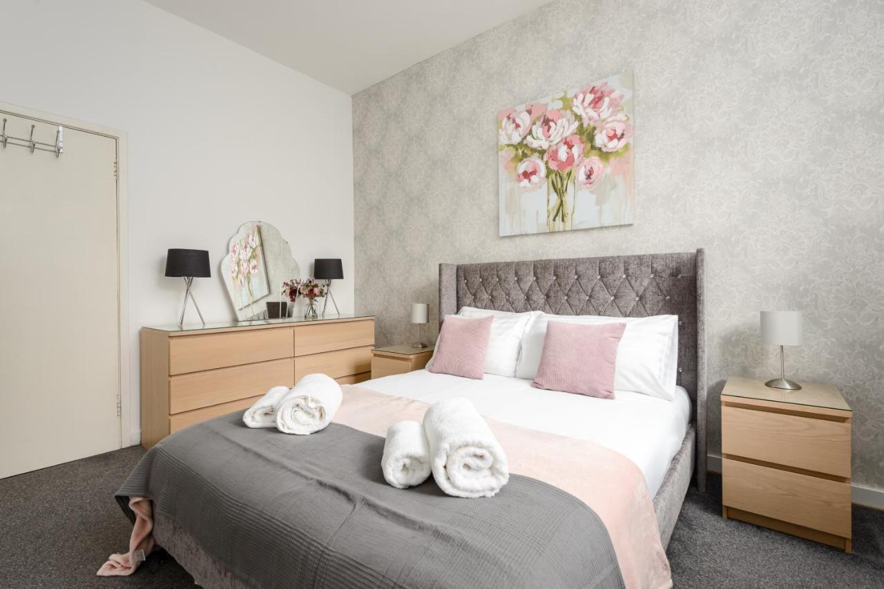 2 Bedroom Royal Mile Apartment إدنبرة المظهر الخارجي الصورة